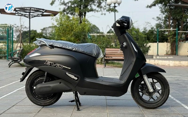 Xe máy điện VinFast Evo Grand giúp cắt giảm đáng kể các khoản chi này nhờ sử dụng động cơ điện